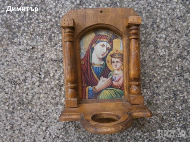 Икона,кандило,иконостас