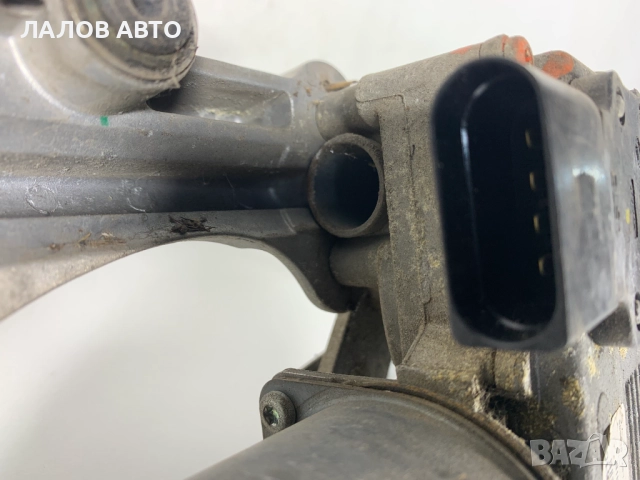 Механизъм моторче предни чистачки Ауди Audi Q7 07-15г. AV716LHD , снимка 3 - Части - 52536025