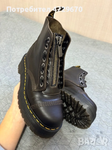 Боти Dr. Martens Sinlar, Dark Toupe, Orleans, снимка 2 - Дамски боти - 53376471