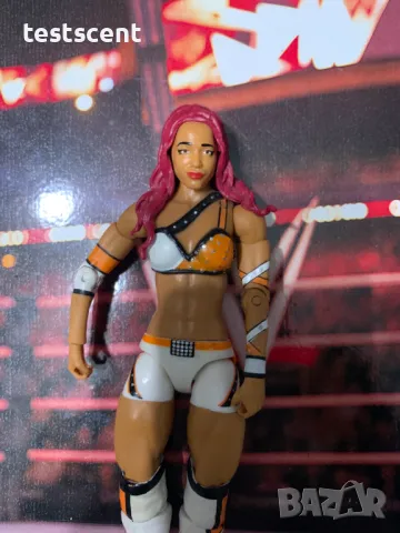 Екшън фигура WWE Sasha Banks Саша Банкс играчка Elite Series Mattel figure Mercedes Mone, снимка 2 - Колекции - 48747446