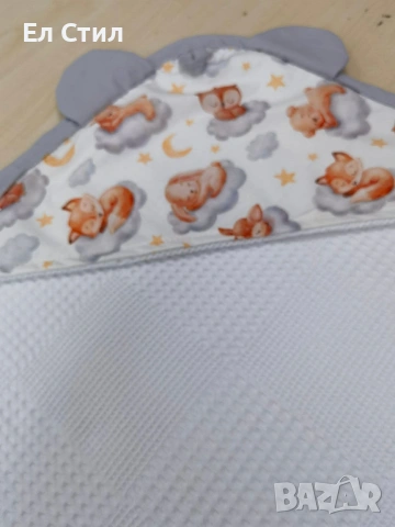 Бебешка хавлиена кърпа за баня от памучно пике. Размер 90х90 Цена 9.50€, снимка 4 - За банята - 53285183