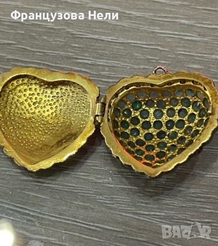 Старинно сърце с Изумруди и Диаманти, снимка 3 - Колиета, медальони, синджири - 54117800