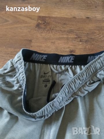 Nike Dry fit - страхотни мъжки панталони ХЛ КАТО НОВИ, снимка 3 - Спортни дрехи, екипи - 46797540