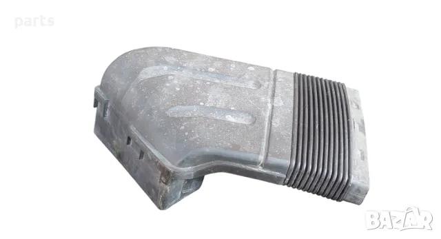 Въздуховод Ауди А4 Б6 N:235 - 8E0129617