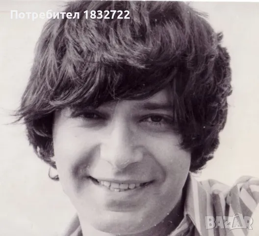 Продавам от личната си колекция музика с Българска естада на флашка или двд  дискове 