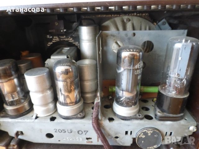 Бакелитово лампово радио Philips Филипс 1943 г WW2 Tuner, снимка 14 - Антикварни и старинни предмети - 53013792