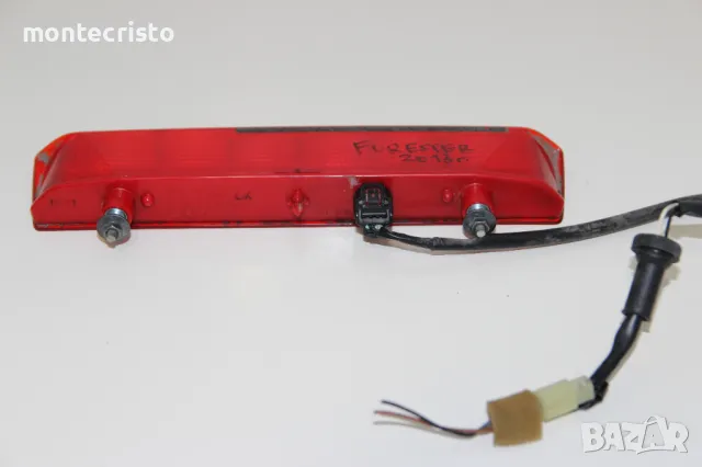 Трети стоп Subaru Forester SJ (2013-2018г.) 84912SG060 / W0858 Субару Форестер, снимка 2 - Части - 50056935