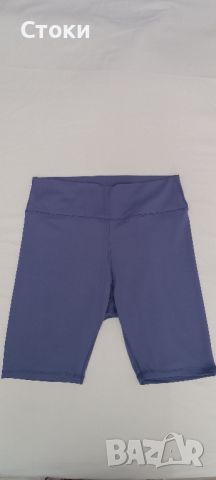 Дамски къси панталони , снимка 1 - Панталони - 45271331
