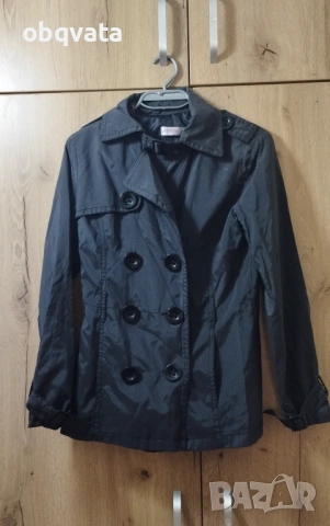 Черно дамско яке/тренч