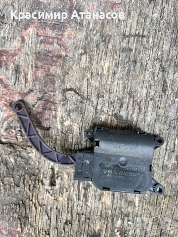 0132801344. Моторче клапа парно за Сеат Алтеа XL. 2008г