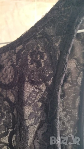 Дантелена черна рокля XS, снимка 5 - Детски рокли и поли - 50888451