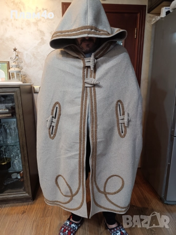 Коледарски Ямурлук от вълна. Универсален размер.