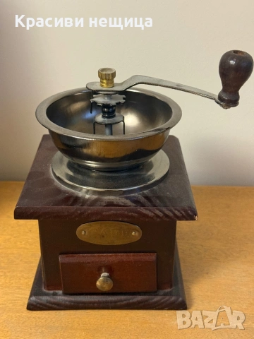 Ръчна ретро кафемелачка, снимка 2 - Други ценни предмети - 53034287