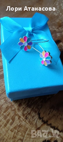 Обеци цвете тип фиба с цветен емайл , свежи и много подходящи за лятото се, снимка 5 - Обеци - 54000064