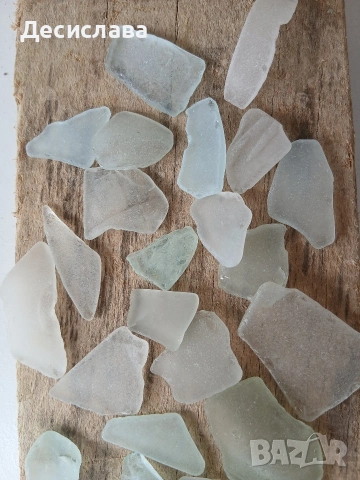 Бяло и светъл аквамарин морско стъкло – 100 г | Доставка EU 🌊
White & Light Aquamarine Sea Glass –