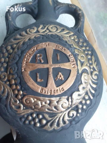 Старо вино бъклица Мерло от Хърсово с печат -Рилски манастир, снимка 3 - Антикварни и старинни предмети - 53429544