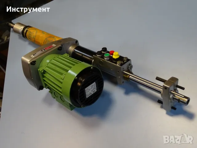 Автоматична пробивна глава Desoutter AFTE-40 Pneumatic Autofeed Tapping Drill, снимка 8 - Резервни части за машини - 46819550