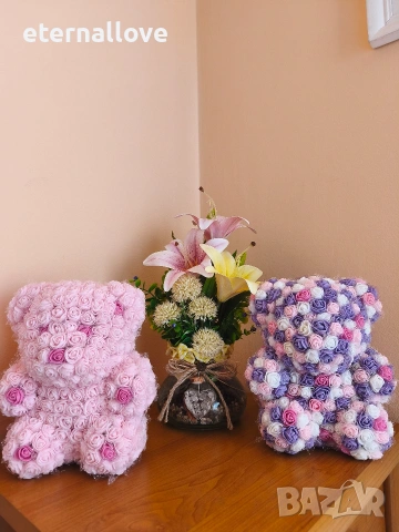 Мече от вечни рози, ръчно изработено