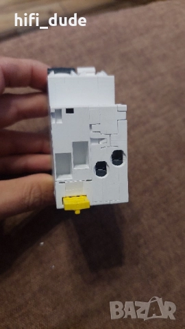 Дефектнотокова защита Schneider C20A, снимка 4 - Друга електроника - 52313718