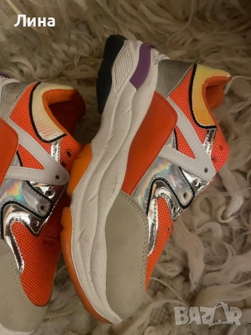 Дамски маратонки номер40, снимка 3 - Маратонки - 53841324