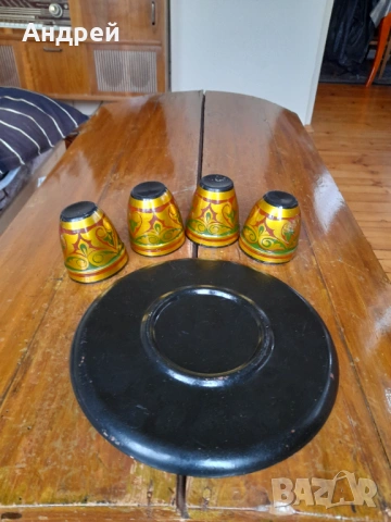 Стар дървен поднос с чаши,хохлома, снимка 5 - Други ценни предмети - 53144757