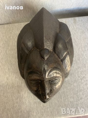   дървена  африканска маска 