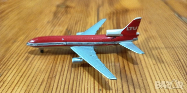 Метален модел на самолет Schabak Lockheed L-1011 TriStar (номер 909)