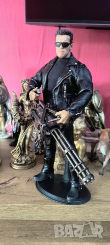 Премиум Екшън фигура на Арнолд Terminator800,30 см, снимка 6 - Колекции - 53680958