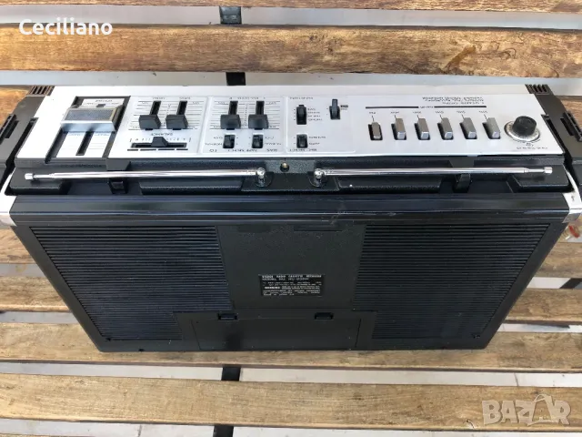 Радиокасетофон JVC RC 838 JW II, снимка 3 - Радиокасетофони, транзистори - 47541570