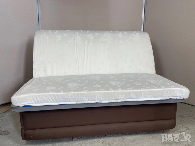 Прав разтегателен диван с опция сън в много добро състояние , снимка 2 - Дивани и мека мебел - 51838523