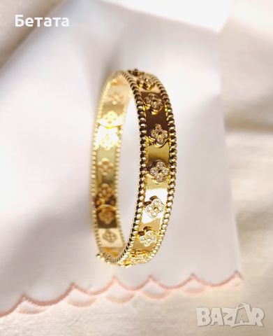 Van Cleef & Arpels VCA gold bracelet Vintage Alhambra-дамска гривна, снимка 5 - Гривни - 45275781