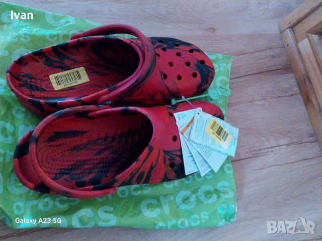 crocs, снимка 5 - Мъжки чехли - 45733350