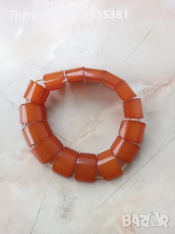 Гривна с естествен балтийски кехлибар , снимка 7 - Гривни - 51994131
