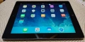 Много запазен Apple iPad Wi-Fi 3rd Gen 16GB черен + оригинално зарядно, снимка 1