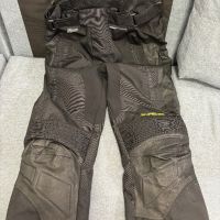 Мото панталон протектори и кожа, снимка 1 - Аксесоари и консумативи - 45175165