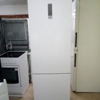 Като нов комбиниран хладилник с фризер Сименс Siemens A+++  2 години гаранция!, снимка 1 - Хладилници - 45876065