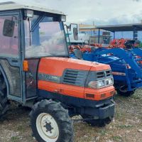 Трактор KUBOTA, mодел - GL330 CAB., снимка 1 - Селскостопанска техника - 45354208
