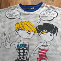 Love Moschino - страхотна дамска тениска , снимка 2 - Тениски - 45039301