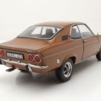 Opel Manta A 1970 - мащаб 1:18 на Norev моделът е нов в кутия, снимка 2 - Колекции - 45508651