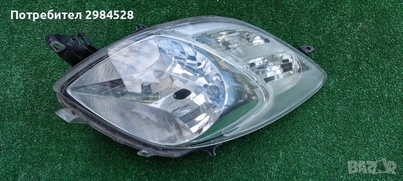 Фар за Toyota Yaris / Тойота Ярис, снимка 1