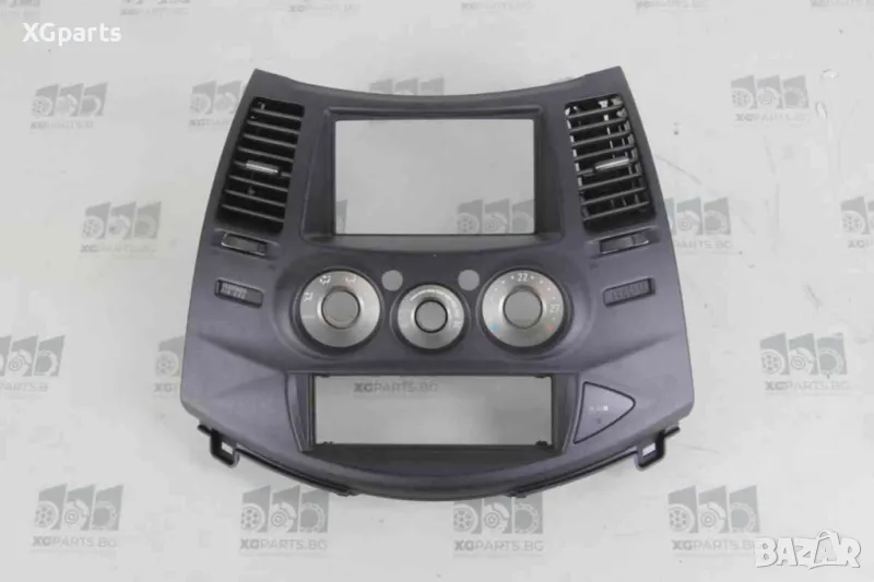  Централна конзола с духалки за Mitsubishi Grandis (2003-2011), снимка 1