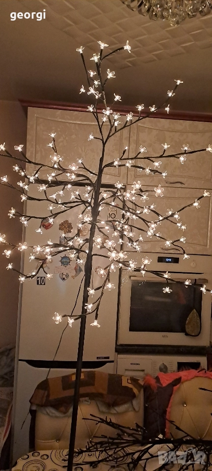 Светещо дръвче с цветя, снимка 1