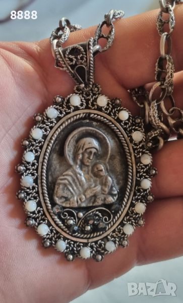 Сребърна икона,  медальон с Богородица, Дева Мария и синджир с общ грамаж 44,84 , снимка 1