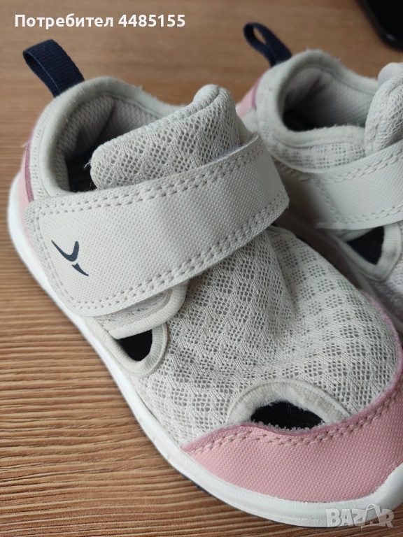 Детски пантофи DECATHLON, снимка 1