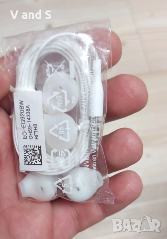 Оригинални слушалки Samsung Stereo Headset 3.5mm EO-EG920BW, кабел с управление на звука и микрофон,, снимка 2 - Слушалки и портативни колонки - 52860493