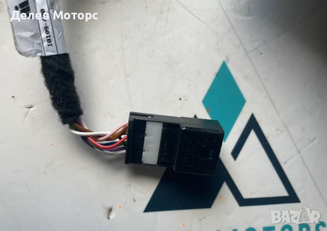 Огледало дясно с мъртва зона 963016324R от Dacia Duster 2 1.3 TCe двигател H5H494, 4x4, 150 кс., снимка 2 - Части - 50684383