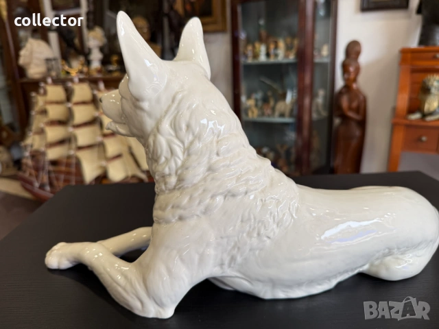 Порцеланова фигура на Немска Овчарка от Goebel. №7880, снимка 4 - Колекции - 53497673
