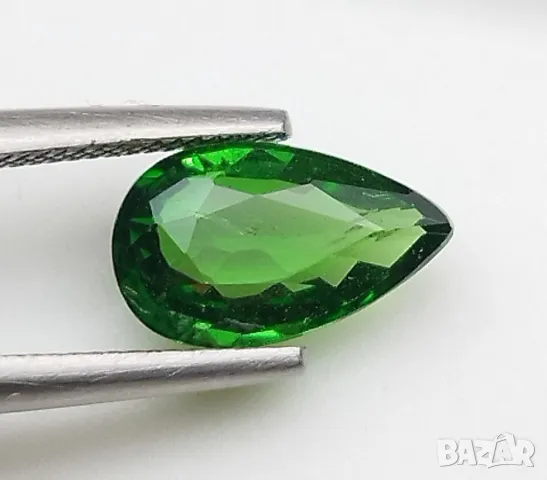 Елегантен Цаворит гранат в шокиращо зелен цвят 0.99кт.! Сертифициран! Нов!, снимка 10 - Други - 50437375