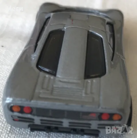 Колекционерска Количка Hot Wheels McLaren F1 – Magnesium Silver – Колекционерски Модел, снимка 3 - Колекции - 46987115