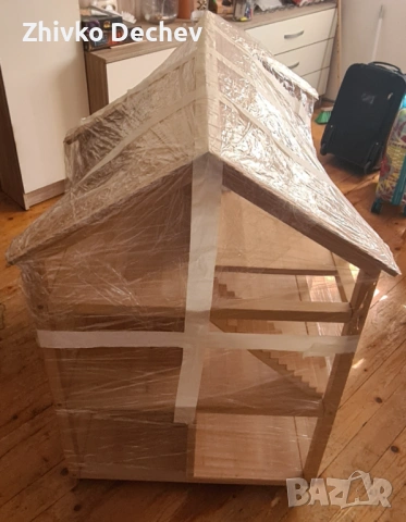 Къща за кукли на колелца от естествено дърво, снимка 5 - Играчки за стая - 53916565